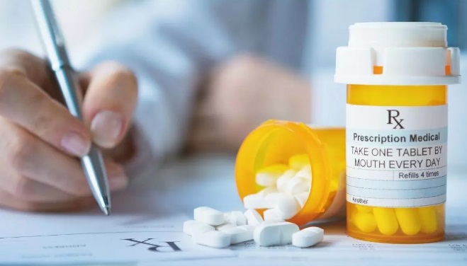 In an unprecedented move in the protracted political battle over the nation's exorbitant drug prices, the Biden administration on Tuesday named 10 expensive prescription drugs that will be discussed in price negotiations with drug companies. The government wants to reduce the financial burden on older and disabled Americans.