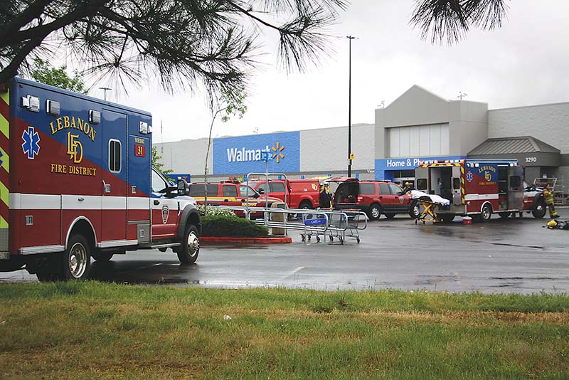 Central Florida Walmart closes due to bomb threat